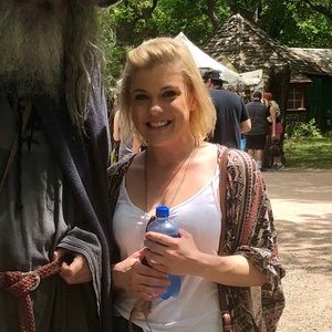 Meet your Posher, Kaci